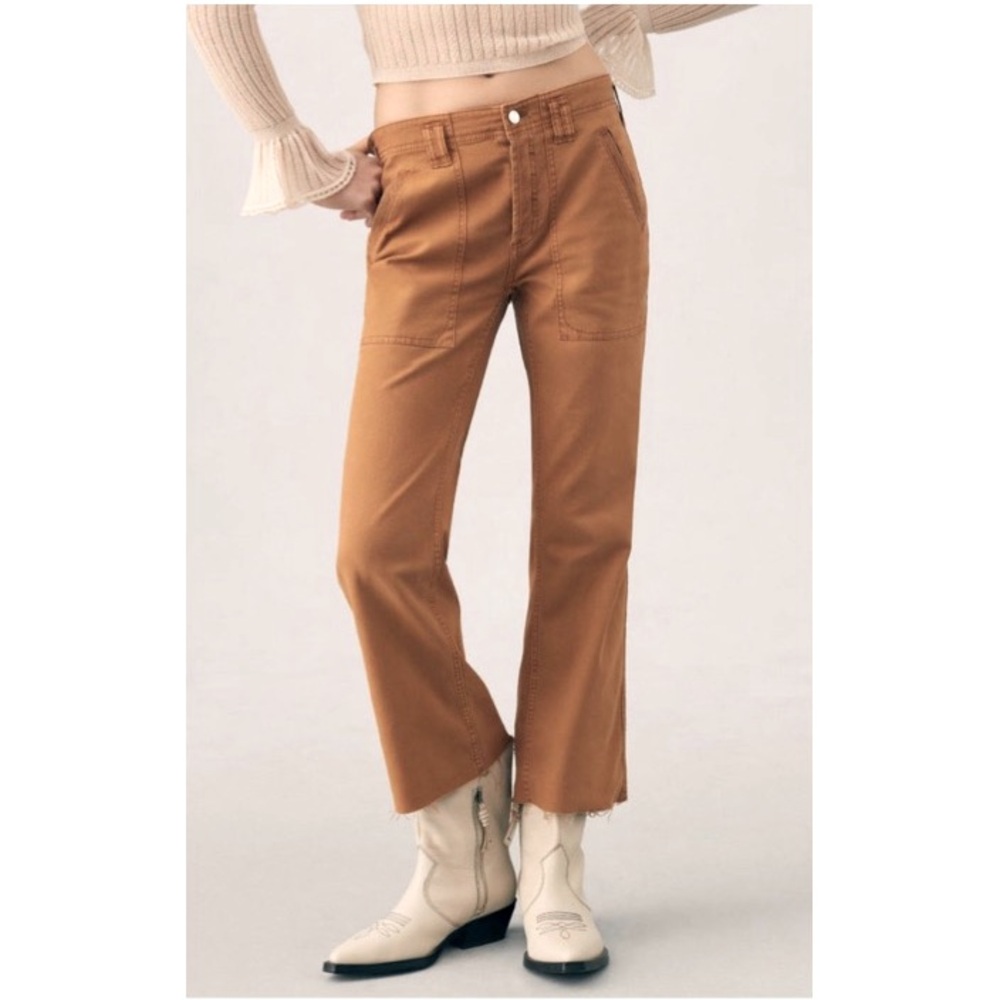Anthropologie Pilcro The Yaya Crop Flare Raw Frayed Hem Mid-Rise Pants Size 25P